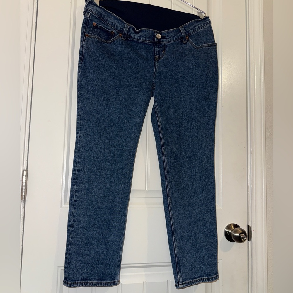 Abercrombie & Fitch Lightweight Comfort Stretch Maternity Ankle Straight Jean - Picture 4 of 16